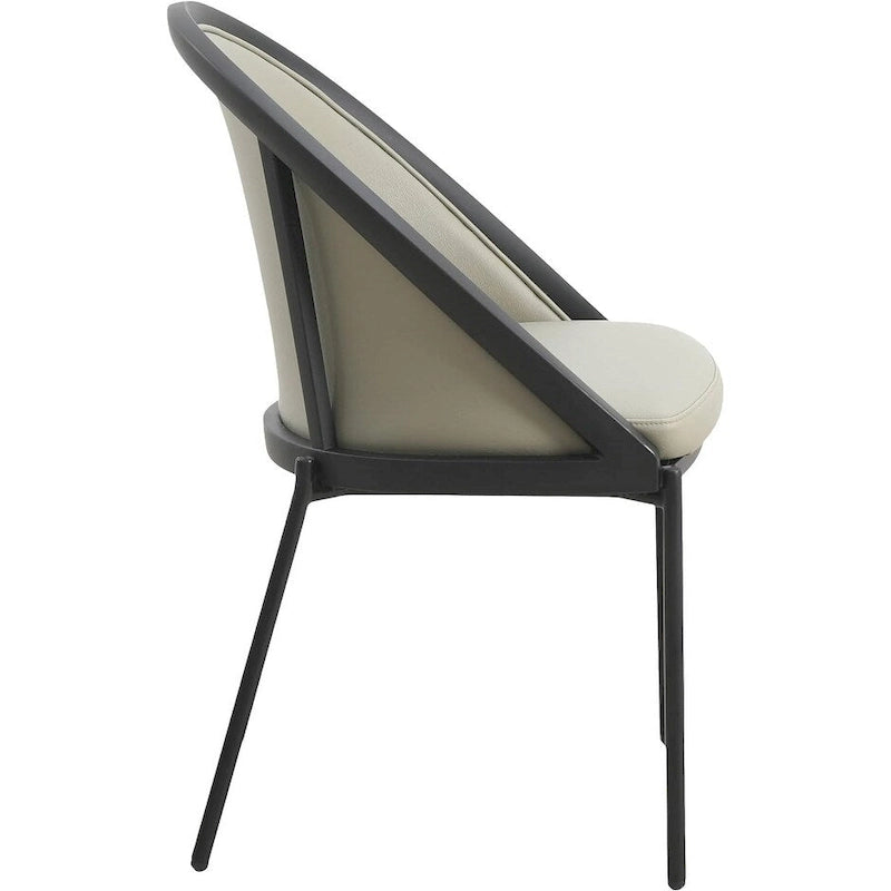 Chaise de salle à manger Urbane en similicuir et pieds en acier thermolaqué par LeisureMod